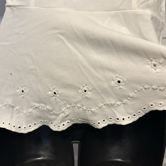 White Loft Blouse w/ Detail - Picture 5 of 6